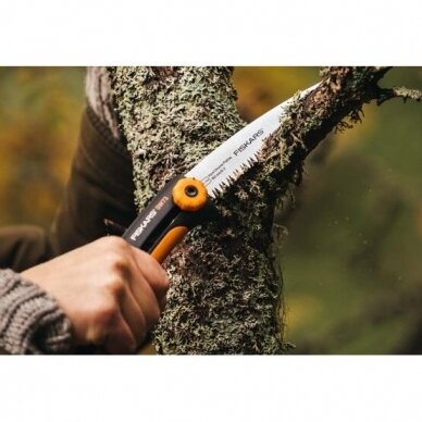 Fiskars Plus užlenkiamas pjūklas SW69 2