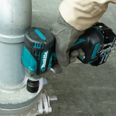 Makita DTW300RTJ Akumuliatorinis smūginis veržliasukis 18V, 330 Nm, 2x5.0Ah 3